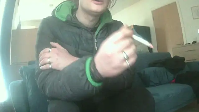 avamaxwell online show from May 15, 11:24 am