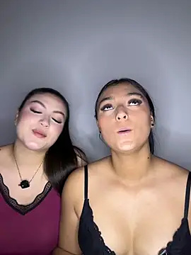 nicolexxaleja online show from May 11, 4:47 am