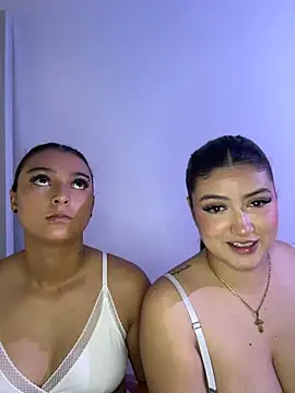 nicolexxaleja online show from May 8, 4:54 pm