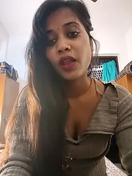cute radhikaa online show from October 23, 6:03 pm