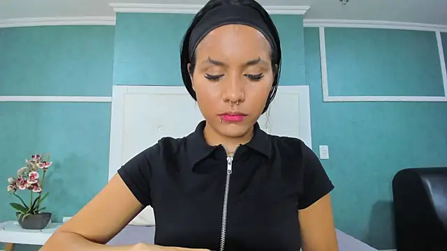 Snapshot of ania_gomez chatting on September 29, 10:04 pm ania gomez online show from September 29, 10:04 pm