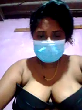 boosypussy online show from May 17, 3:33 pm