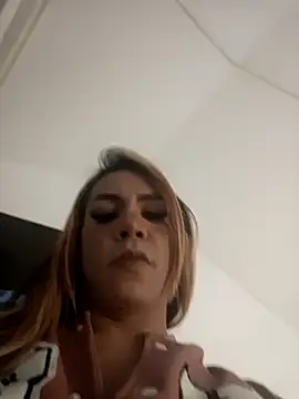 Daliana Gounbolt online show from October 15, 11:57 am