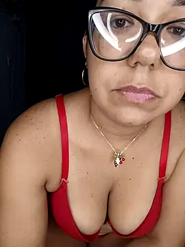 MilfTentasion online show from October 28, 3:01 am