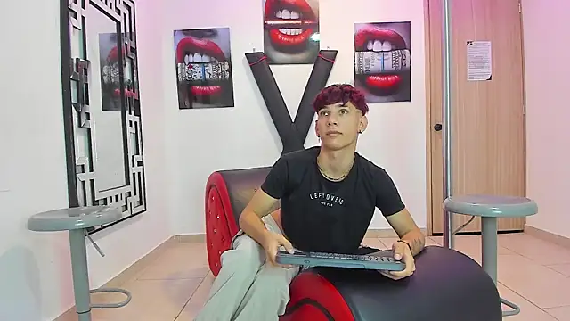 IMPERIAL GUYS01 online show from September 16, 1:24 am