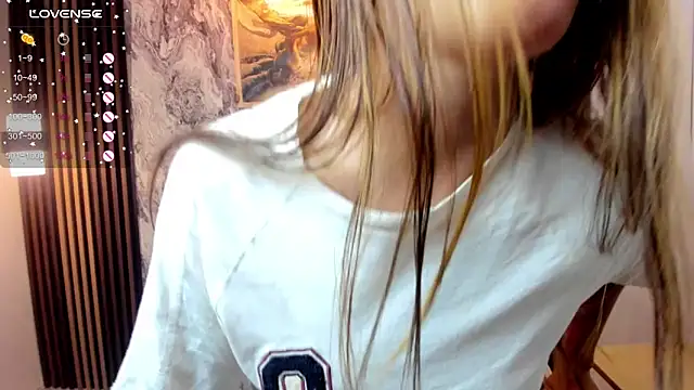 amy innocent 1 online show from October 12, 8:44 pm