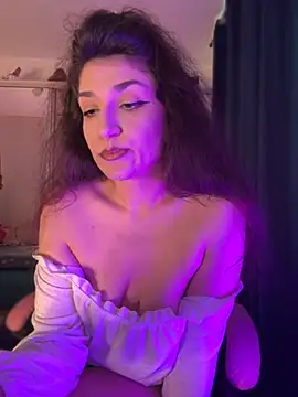 Snapshot of ScarletBloom_ chatting on October 2, 12:43 pm ScarletBloom online show from October 2, 12:43 pm