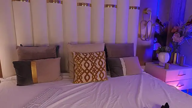 AmberRiso online show from April 21, 2:48 am