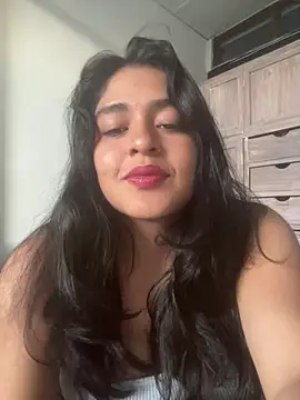 EmilyNoir1 online show from July 4, 11:11 pm