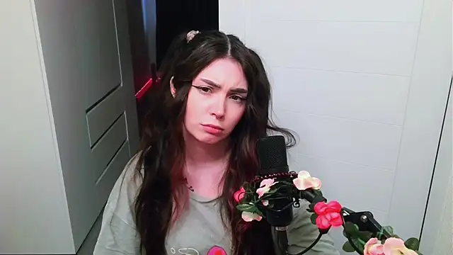 peachyness online show from May 27, 2:19 am
