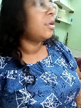 zara-mallus online show from September 11, 9:04 pm