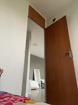 amandaaasilvaa online show from November 10, 9:10 pm