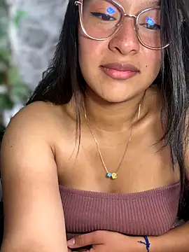 Liulee2 online show from November 2, 5:16 pm