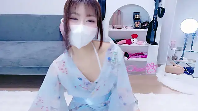 -Nyanko-chan- online show from May 23, 9:13 pm