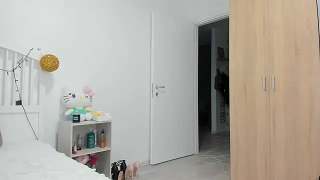 RichardaLove online show from April 7, 6:37 am