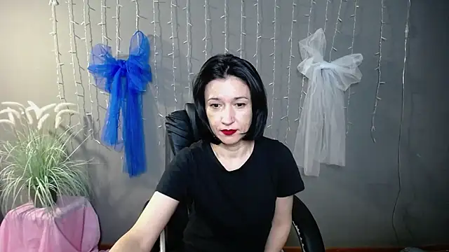 CameronEnns online show from December 2, 7:27 pm