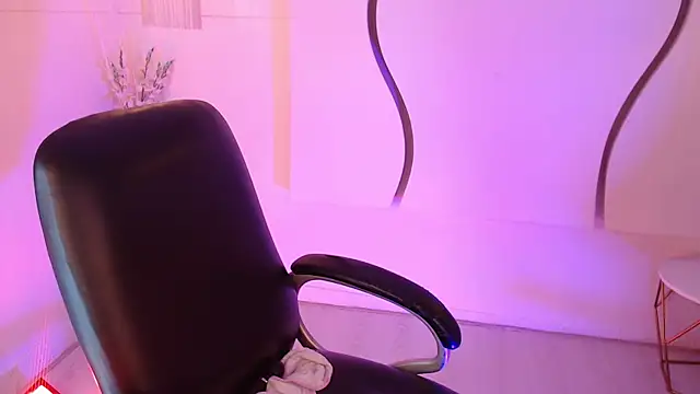 jeroharper online show from January 13, 5:39 pm