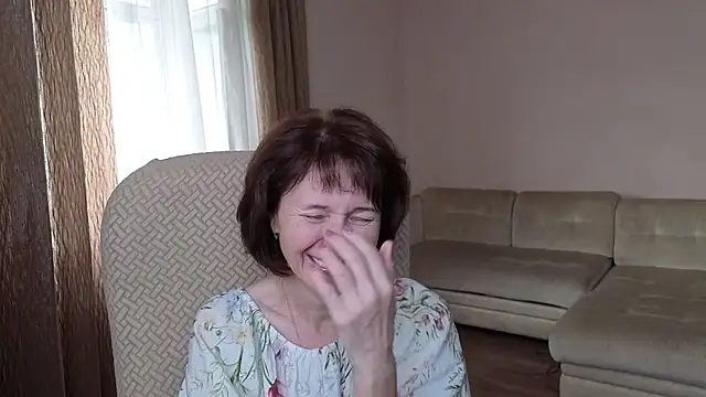 Snapshot of Lia_Tito chatting on September 27, 5:25 am Lia Tito online show from September 27, 5:25 am