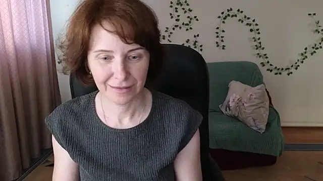 Lia Tito online show from May 21, 12:36 pm