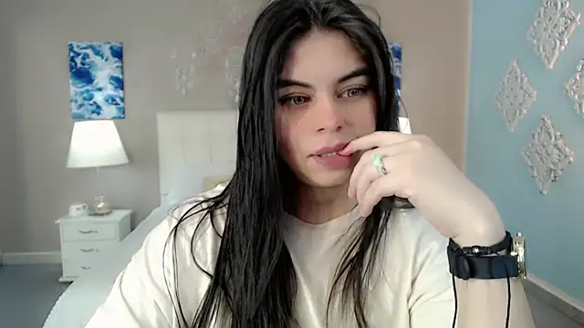 maddissonivanova online show from October 30, 7:26 pm