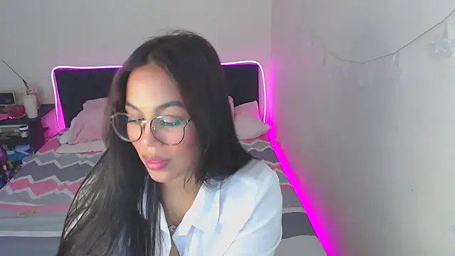 khloe kiss06 online show from October 5, 2:05 am