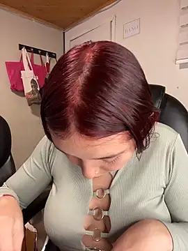 Karen18 boobs online show from May 9, 3:08 am