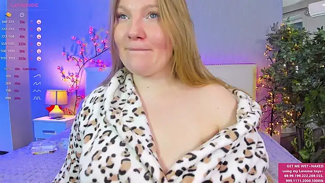 AshleyJoness online show from May 6, 5:33 am