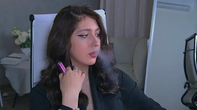 Mary Miiller online show from November 11, 9:50 am