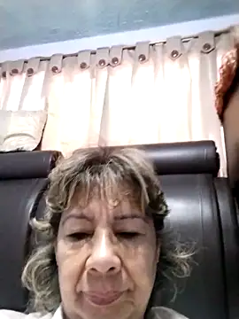 OliviaMorris1 online show from May 14, 12:55 pm