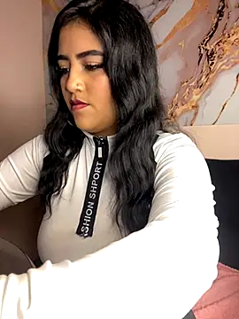 Nicol 18s online show from September 18, 7:34 pm
