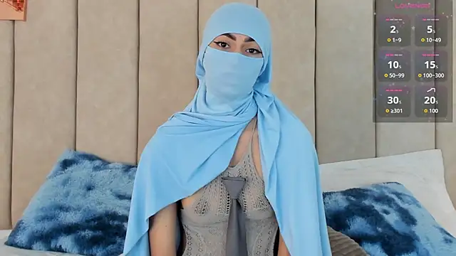  Zahiira  online show from May 21, 12:14 pm