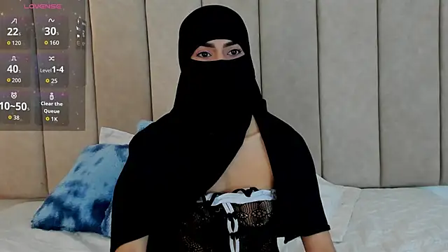  Zahiira  online show from March 23, 12:00 pm