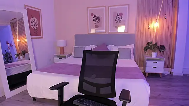 AuroraEvanss online show from May 22, 10:08 pm