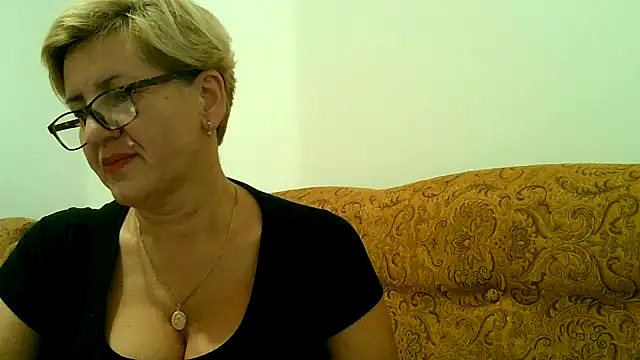 Dana4921 online show from October 10, 4:45 pm