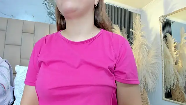 cloesummerr  online show from May 20, 1:30 pm