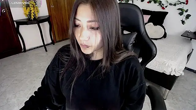 Mia 1120 online show from November 20, 8:21 pm