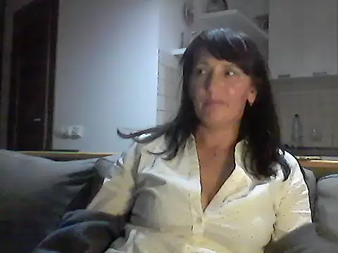 Elena48324 online show from October 3, 6:35 pm