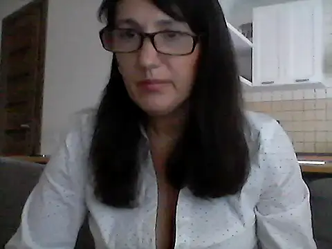 Elena48324 online show from September 28, 11:15 am