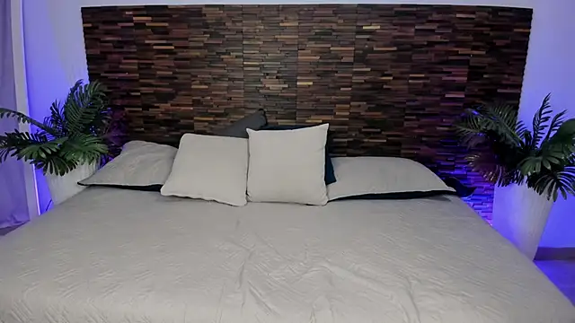 debra win online show from November 10, 8:59 pm