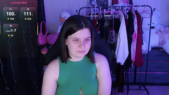 AmyVibess online show from May 5, 10:35 pm