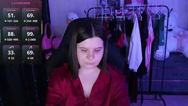 AmyVibess online show from May 14, 6:14 pm