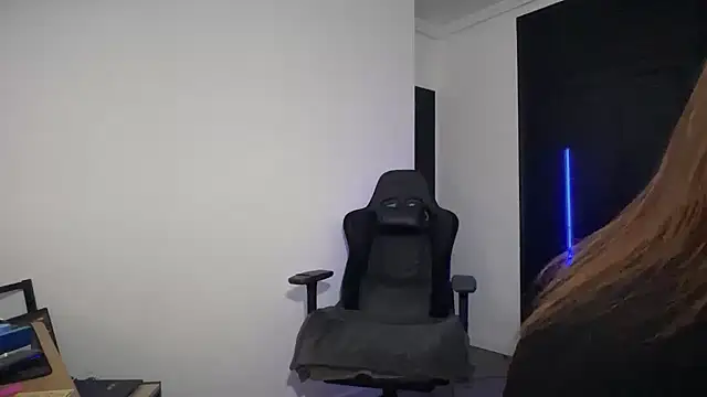 s meow online show from October 8, 10:14 pm