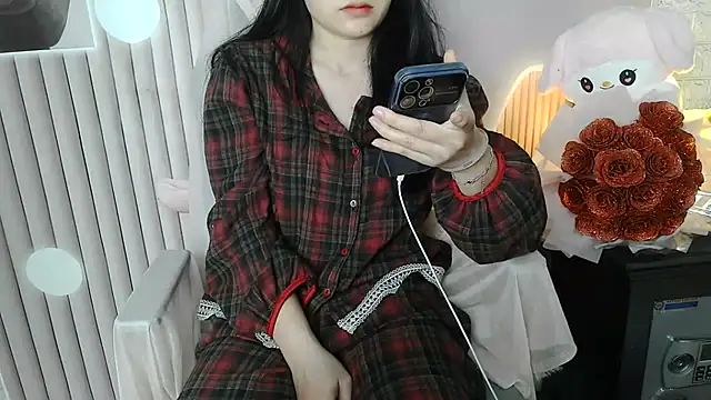 Emachiii online show from November 15, 1:45 pm