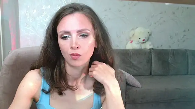 Amber Carrol online show from May 9, 5:48 pm