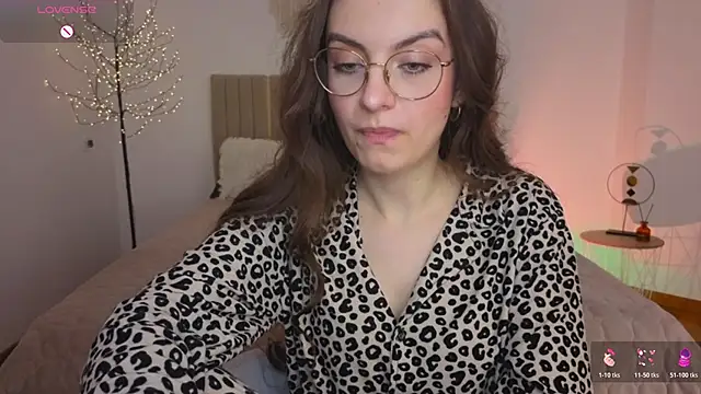 Real cutie1 online show from May 14, 5:41 pm