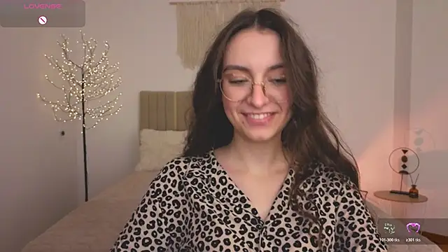 Real cutie1 online show from May 13, 5:30 pm