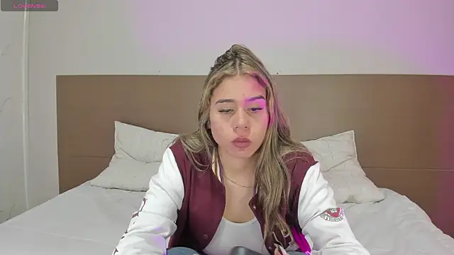 Rachell criss online show from May 7, 5:01 am