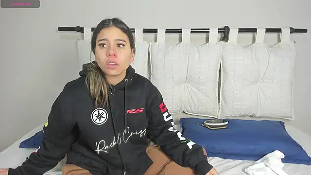 Rachell criss online show from January 9, 4:06 am