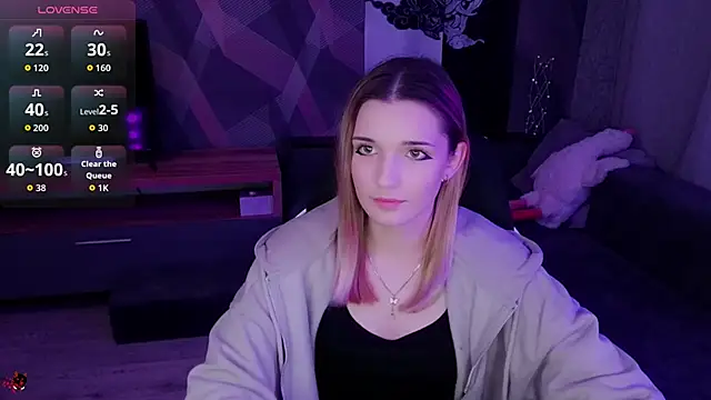 Sandy Belle online show from October 22, 7:41 pm