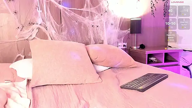 Violet carson online show from October 31, 2:32 pm